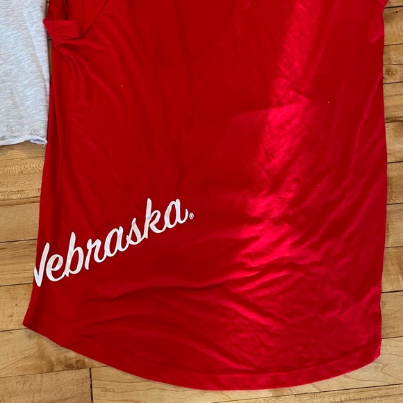 Zoozatz Nebraska Sports Bra, Crop Shirt & Shirt Bundle 5 Pieces Huskers - Picture 3 of 5